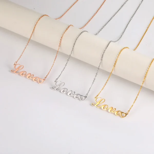 Collier pendentif coeur en acier inoxydable pour homme et femme, bijoux de mode, amour, ancienne lettre anglaise. – Image 3