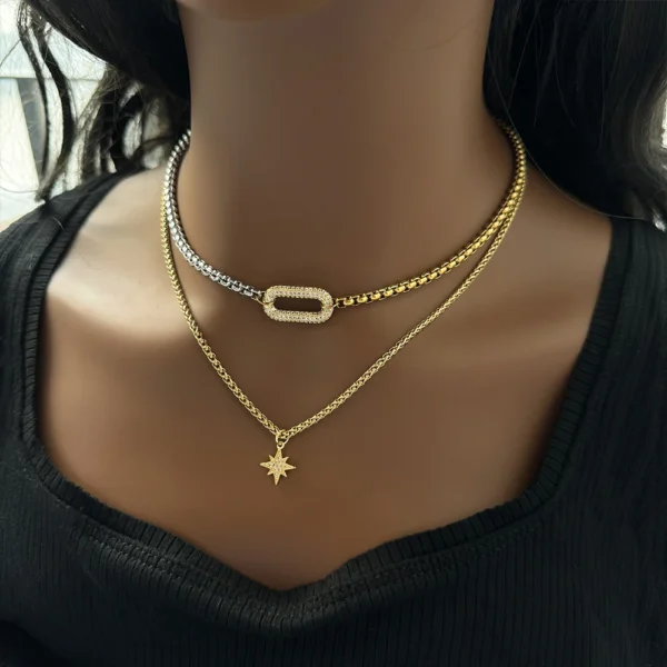 Collier en acier inoxydable plaqué or 18 carats, bijoux de créateur de mode, pendentif multicouche, 2 tons, nar, étanche, YFino 51, 2024 – Image 2