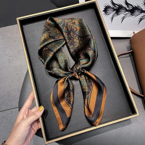 Écharpe carrée en satin pour femme, bandana pour cheveux, foulard de sauna, châle rond, hijab, 70cm. – Image 2