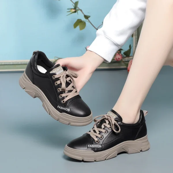 Chaussures de trekking en cuir souple non ald pour femmes, chaussures de sport à lacets, semelle optique, loisirs, planche à roulettes, nouveau, printemps, 2024 – Image 2