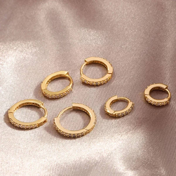 Petite boucle d'oreille Huggie Hoop pour femme, cristal exquis, bijoux de piercing Helix Tragus, petit cerceau de cartilage fin, contre-indiqué, 1 paire – Image 3